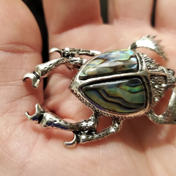 New Abalone Shell Pin Brooch. - Picture 11 of 16